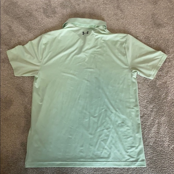 Under Armour Textured Performance Polo Like New - Picture 2 of 3